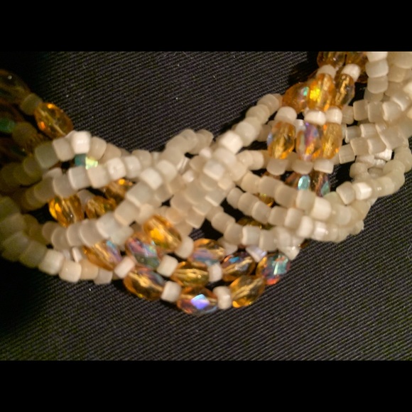 Beaded necklace set - Picture 3 of 4